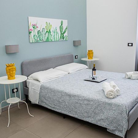 Ruggero Settimo - Holiday Houses Catane Extérieur photo