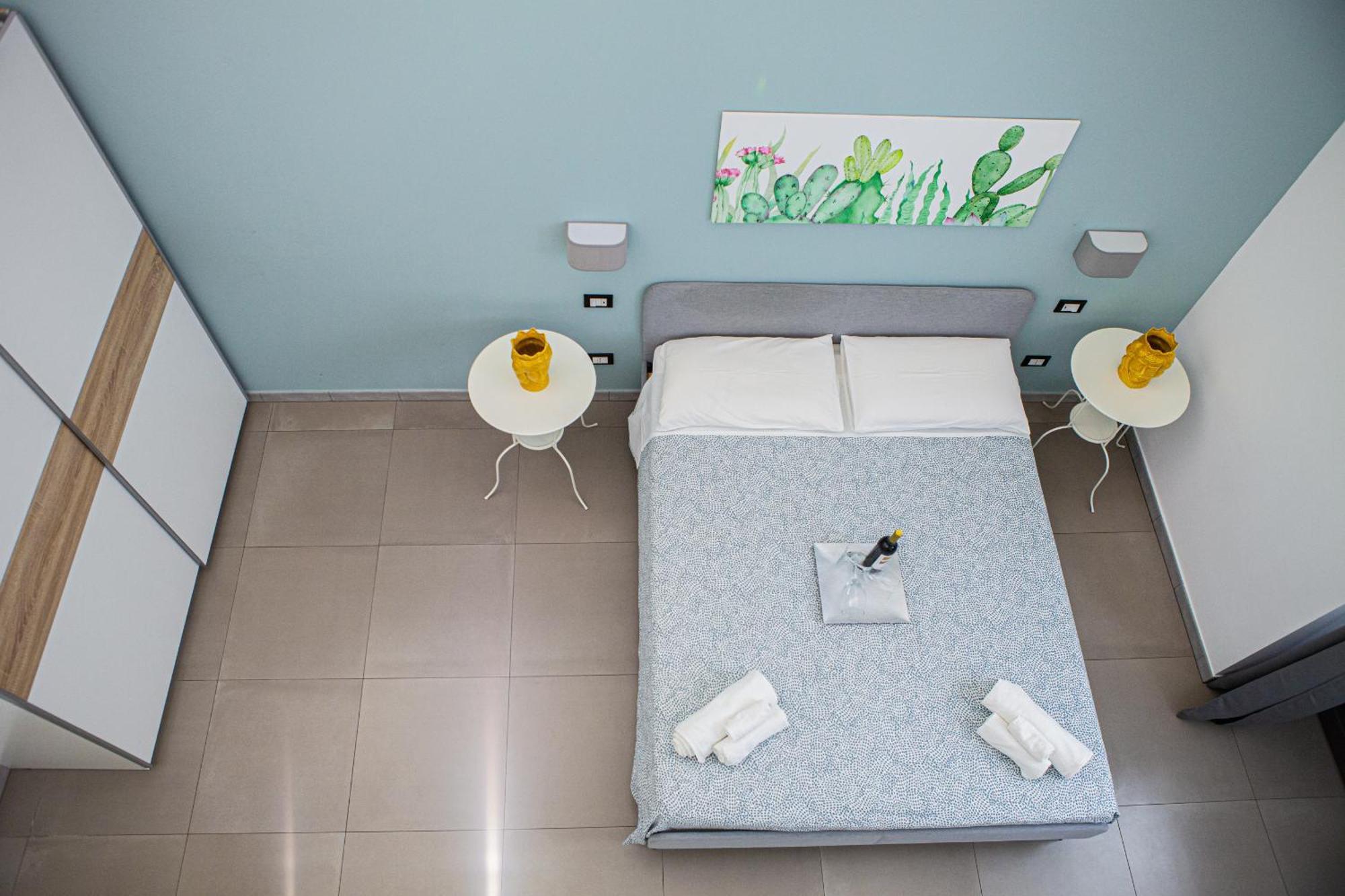 Ruggero Settimo - Holiday Houses Catane Extérieur photo